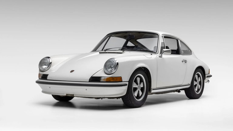 Porsche 911 E