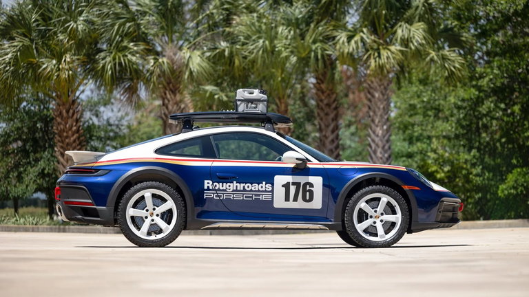 Porsche 911 Dakar