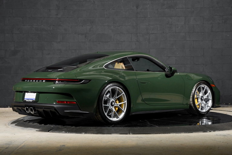 Porsche 992 GT3 Touring