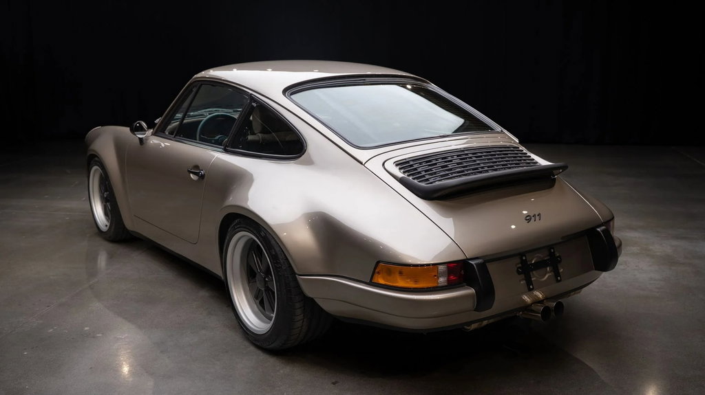 Porsche 911 Backdate