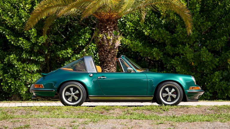 Porsche 911 Reimagined by Singer