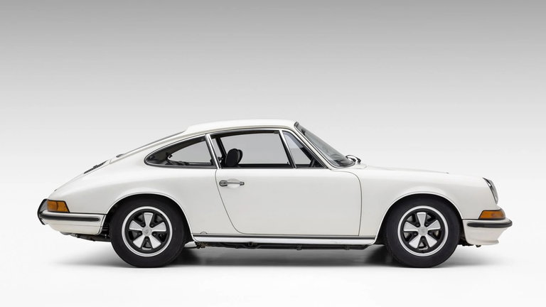 Porsche 911 E