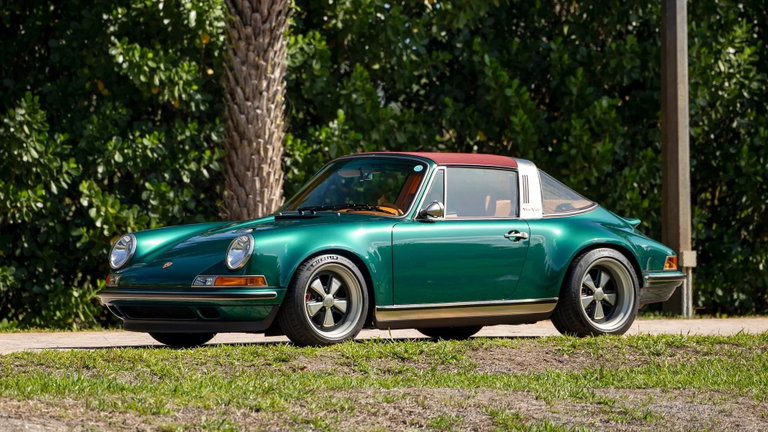 Porsche 911 Reimagined by Singer