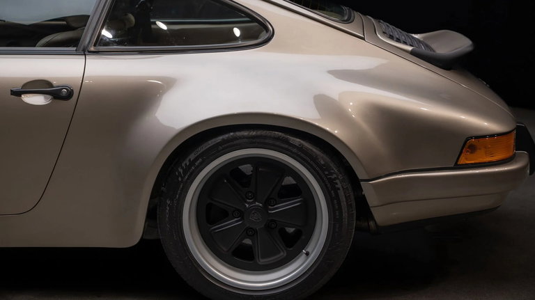 Porsche 911 Backdate