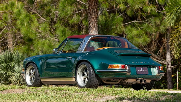 Porsche 911 Reimagined by Singer