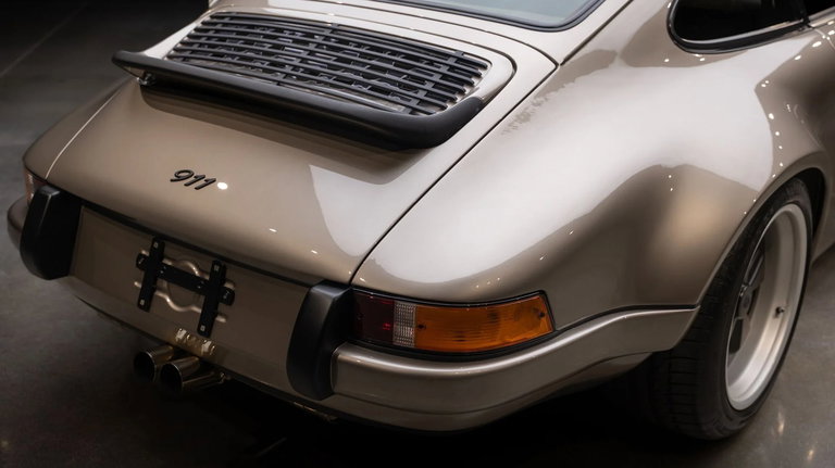 Porsche 911 Backdate