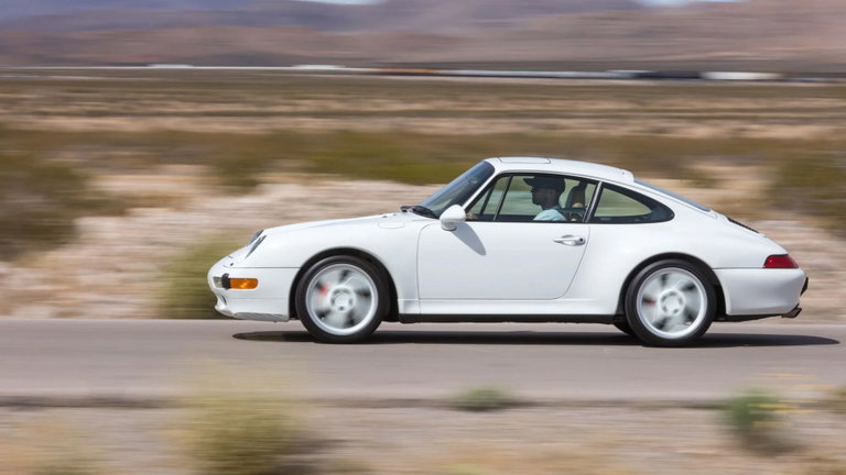 Porsche 993 Carrera 4S