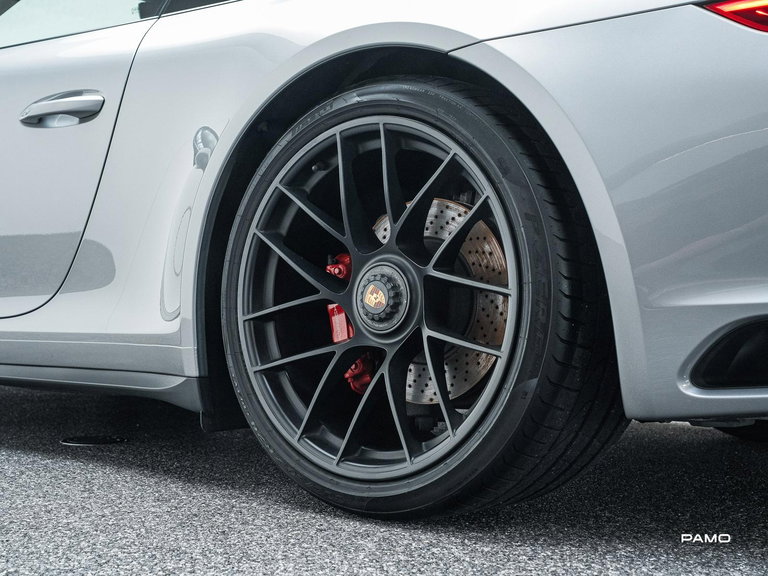 Porsche 991.2 Carrera 4 GTS