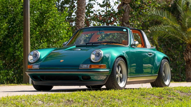 Porsche 911 Reimagined by Singer
