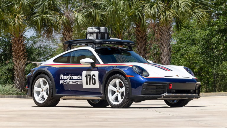 Porsche 911 Dakar