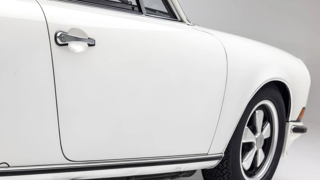 Porsche 911 E