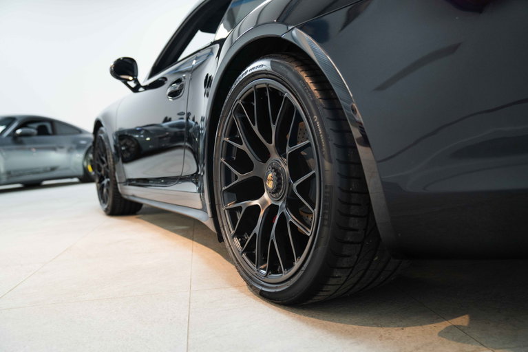 Porsche 991 Carrera GTS