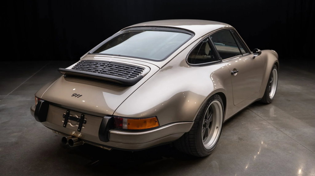 Porsche 911 Backdate