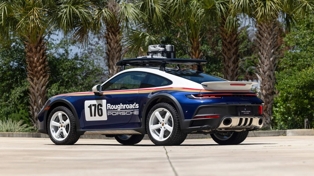 Porsche 911 Dakar