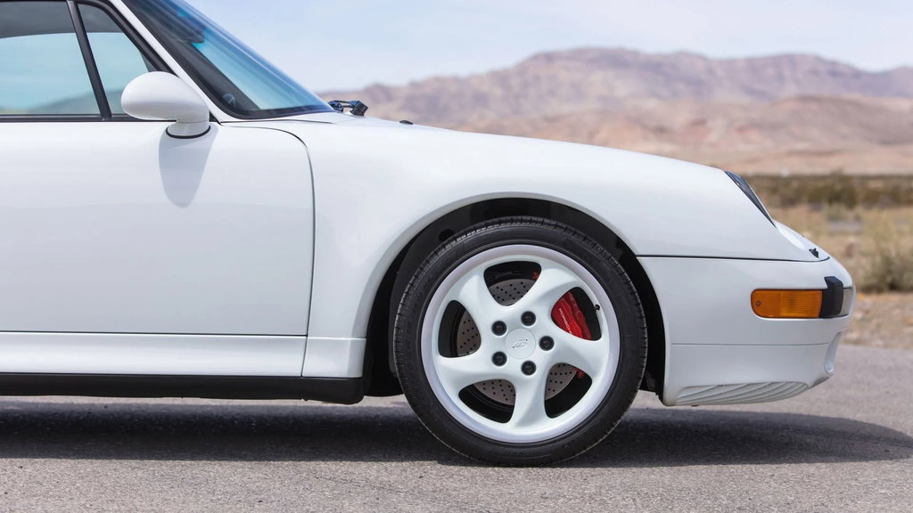 Porsche 993 Carrera 4S