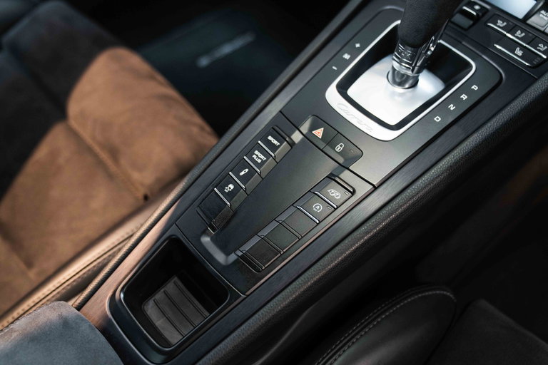 Porsche 991 Carrera GTS