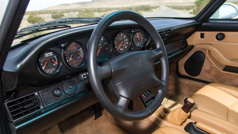 Porsche 993 Carrera 4S