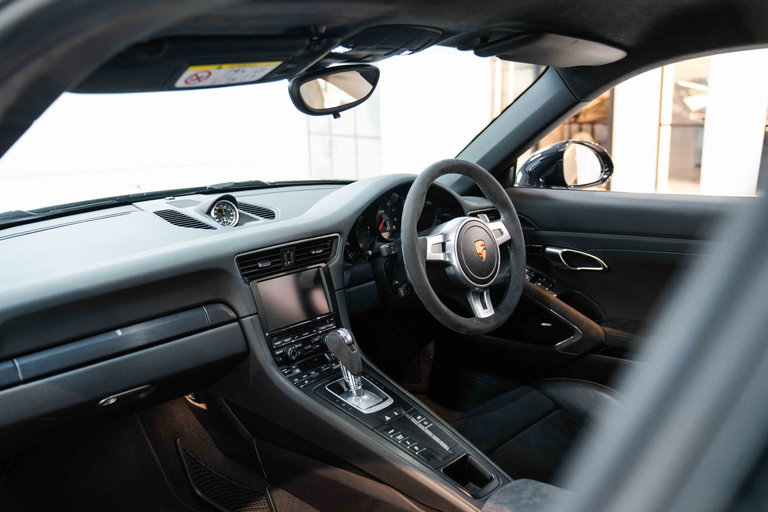 Porsche 991 Carrera GTS