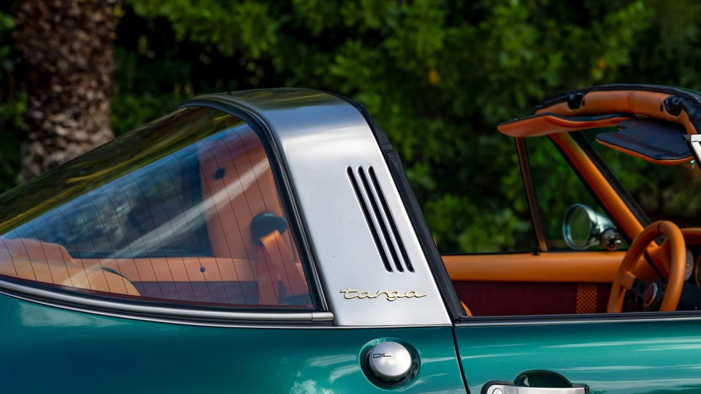 Porsche 911 Reimagined by Singer