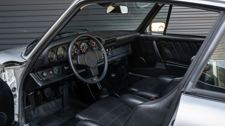 Porsche 911 Turbo 3.3 (US)