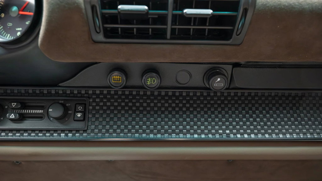 Porsche 911 Backdate