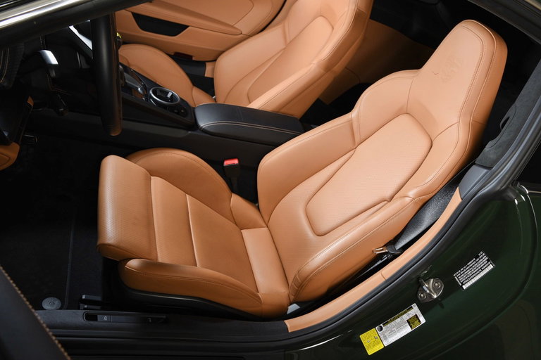Porsche 992 GT3 Touring