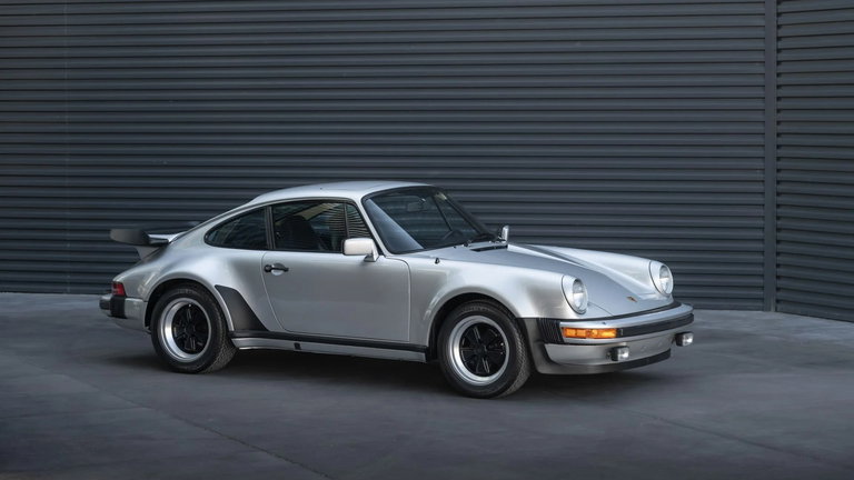 Porsche 911 Turbo 3.3 (US)
