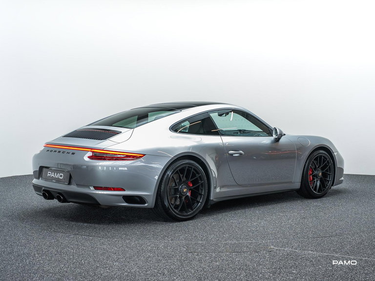 Porsche 991.2 Carrera 4 GTS