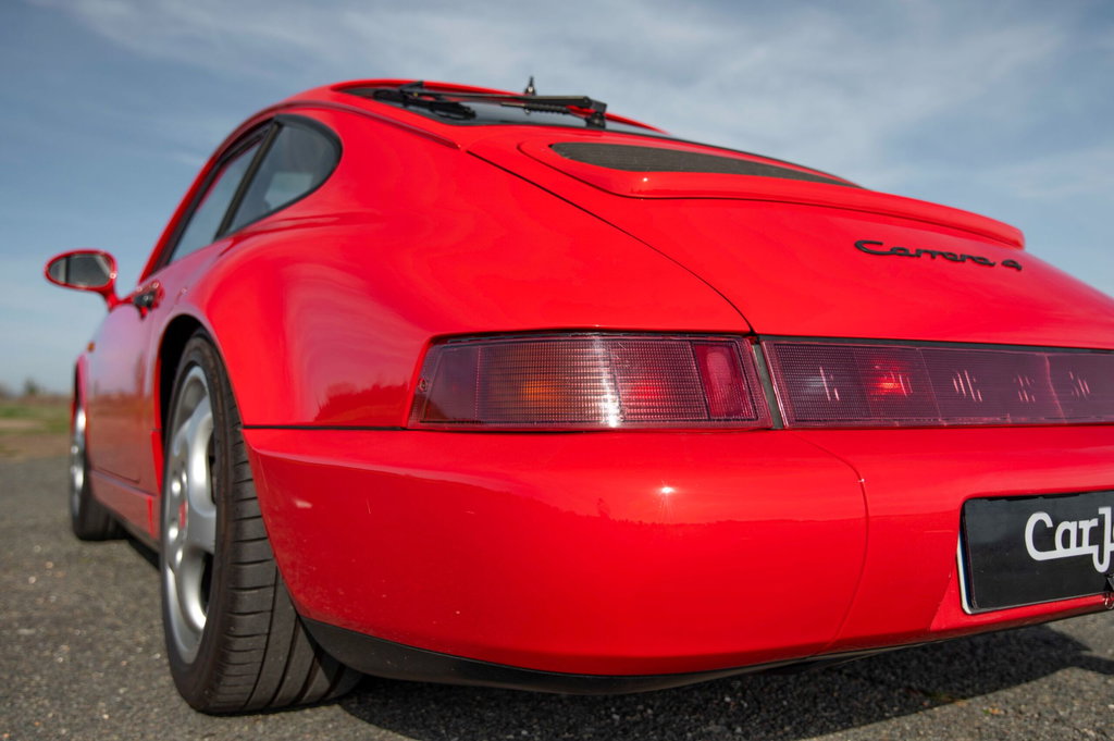 Porsche 964 Carrera 4