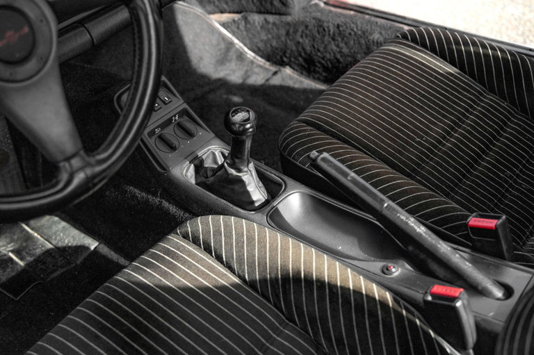 Porsche 964 Carrera 4