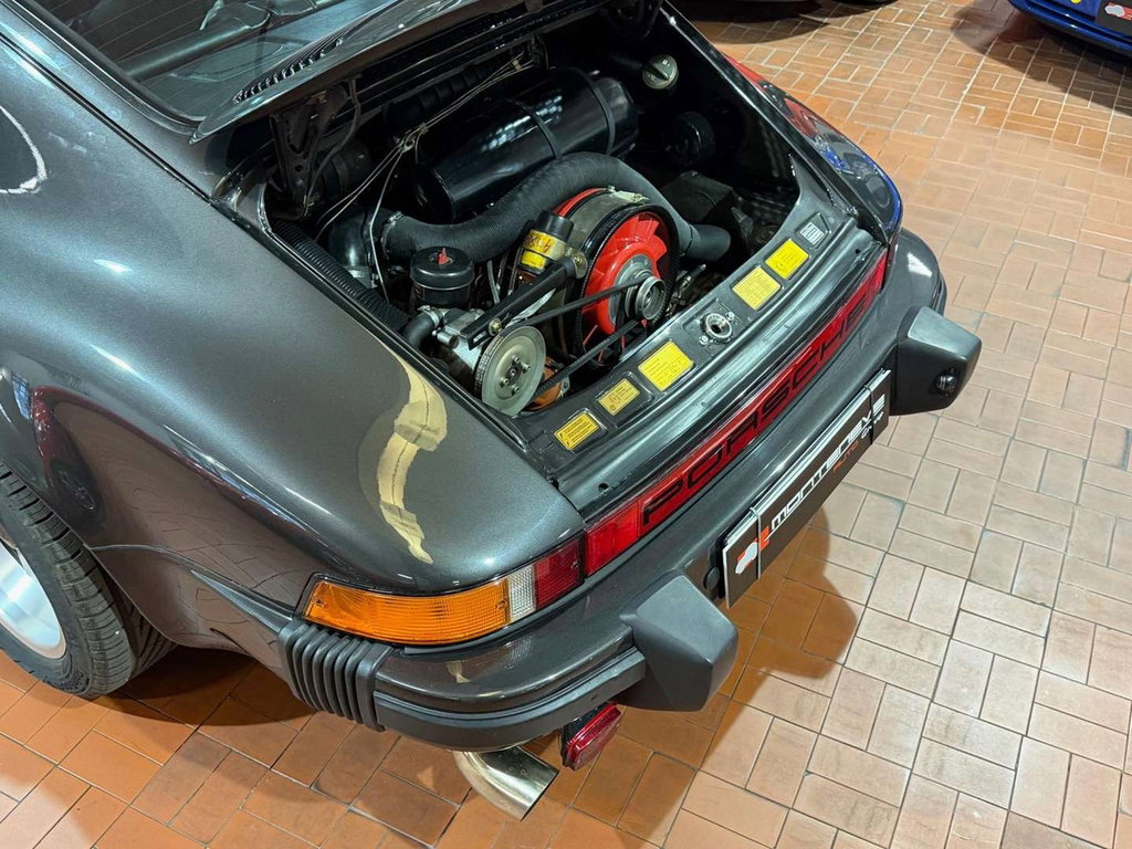 Porsche 911 SC