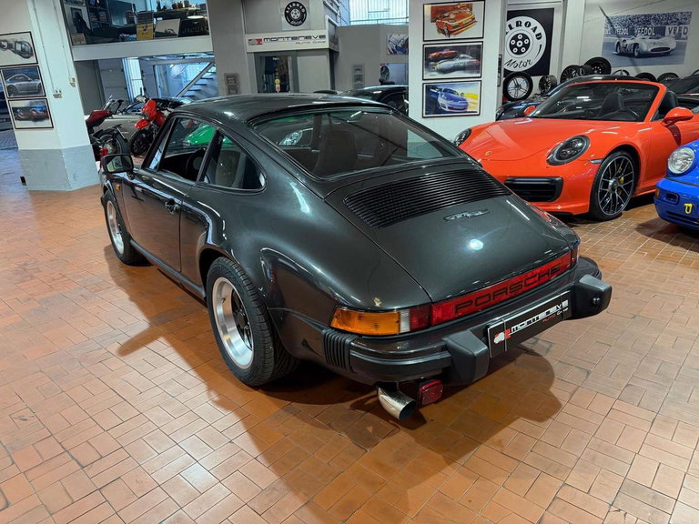 Porsche 911 SC