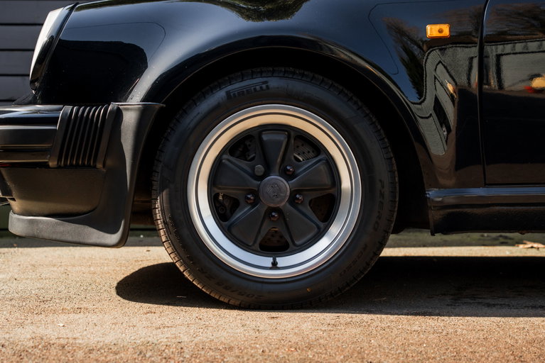 Porsche 911 Carrera 3.2 Supersport
