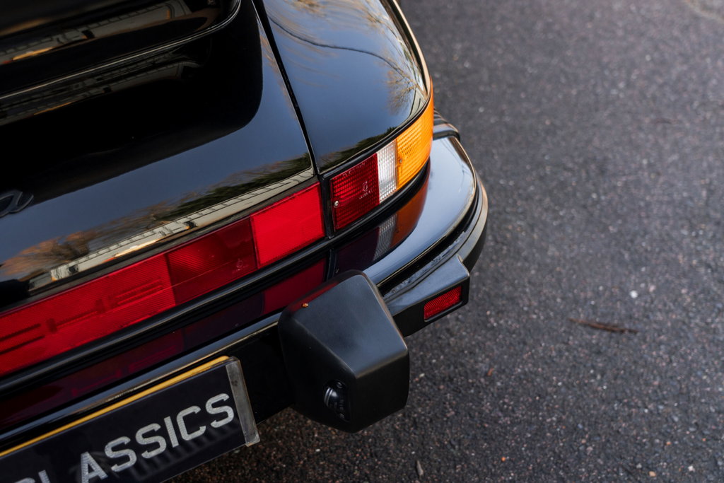 Porsche 911 Carrera 3.2 Supersport