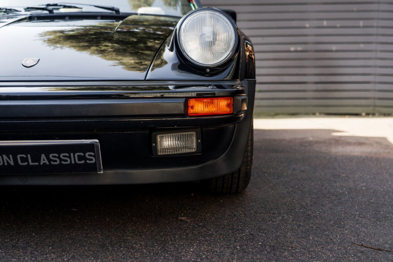 Porsche 911 Carrera 3.2 Supersport