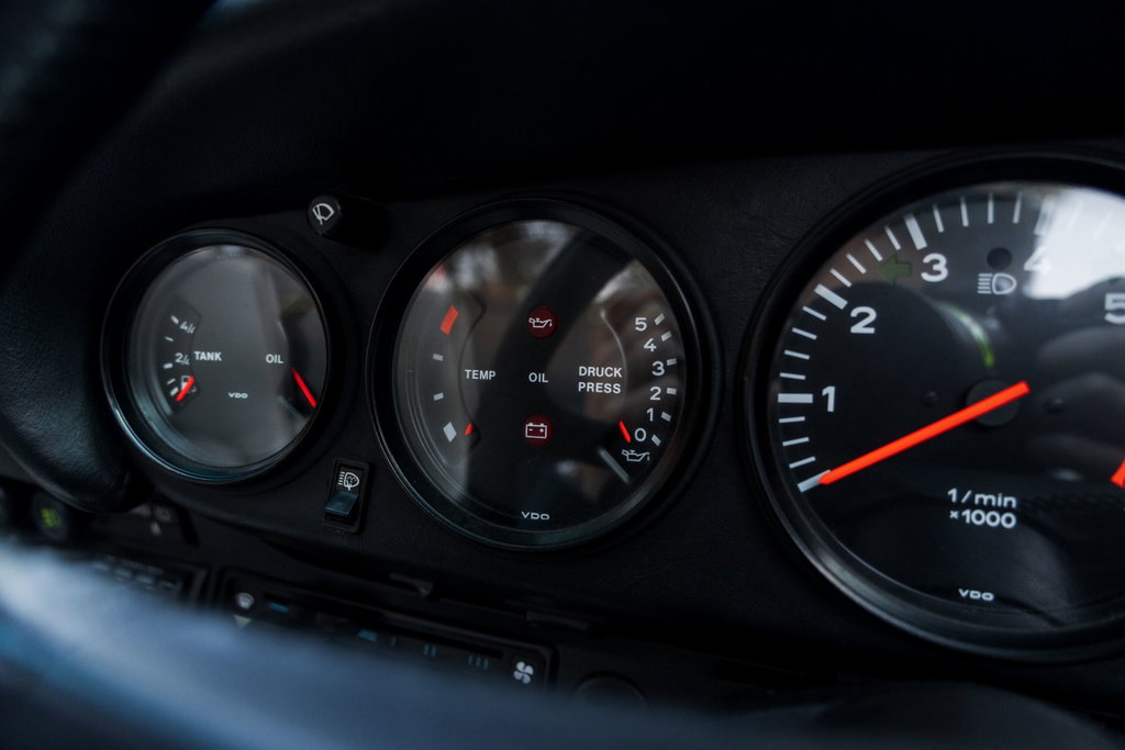 Porsche 911 Carrera 3.2 Supersport