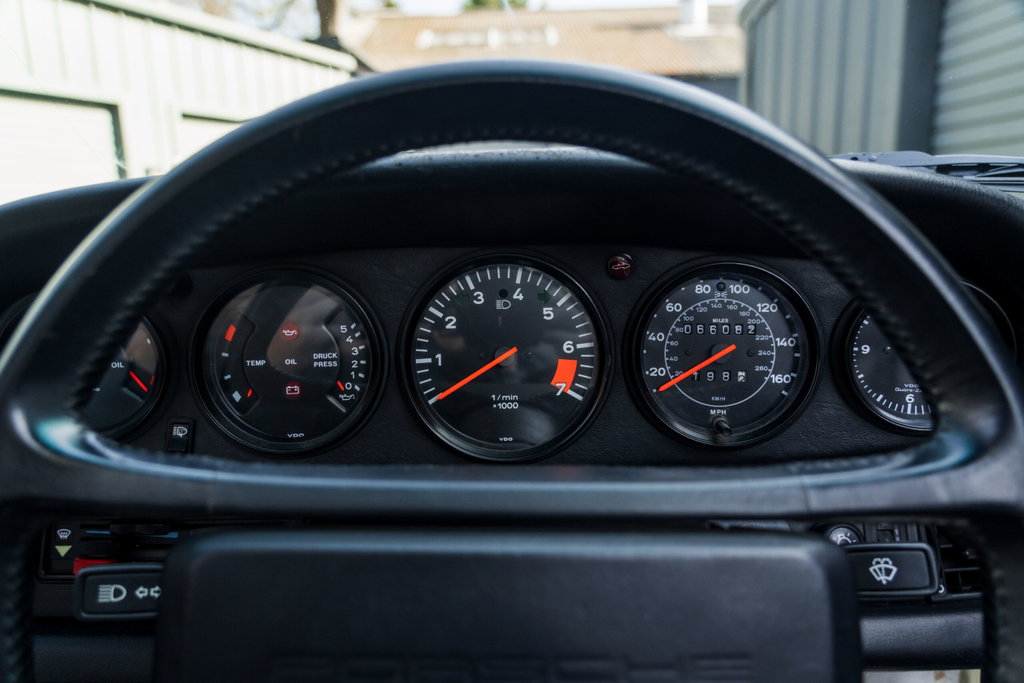 Porsche 911 Carrera 3.2 Supersport