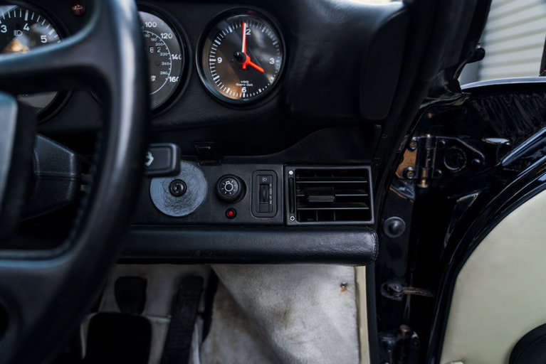 Porsche 911 Carrera 3.2 Supersport