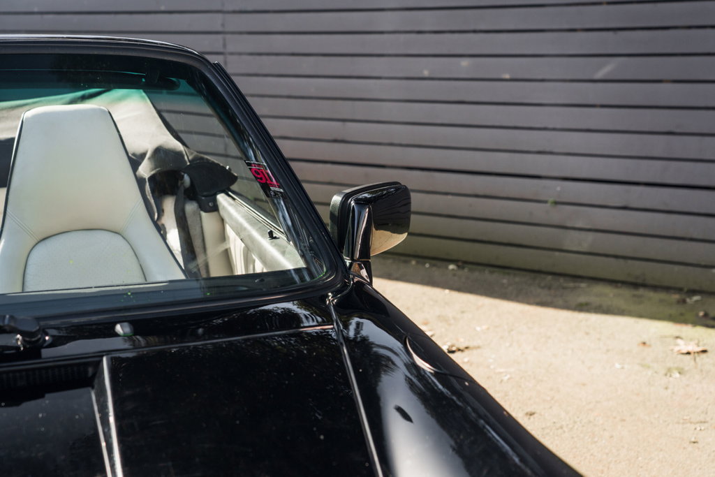 Porsche 911 Carrera 3.2 Supersport