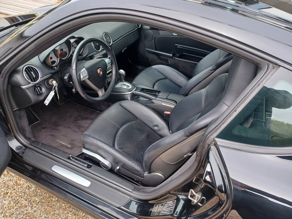 Porsche 987 Cayman S