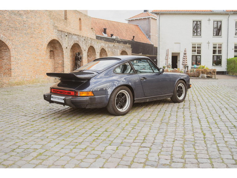 Porsche 911 SC