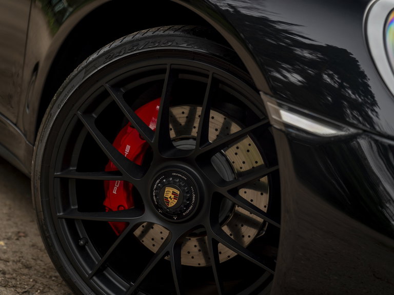 Porsche 991.2 Carrera 4 GTS