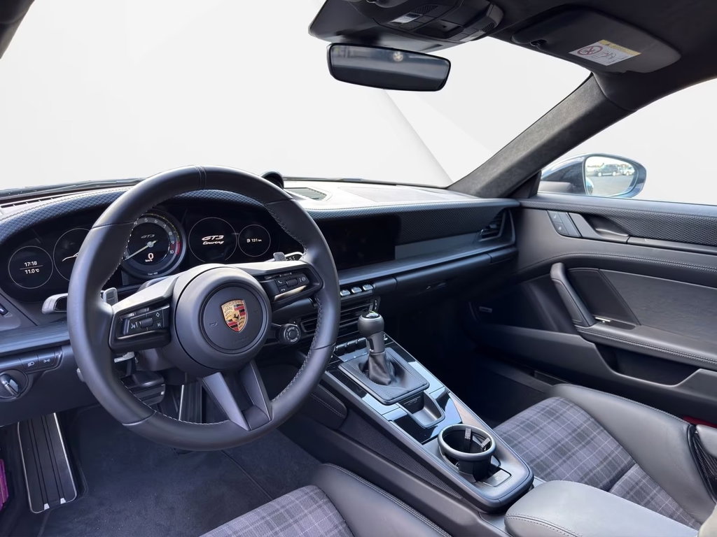 Porsche 992 GT3 Touring