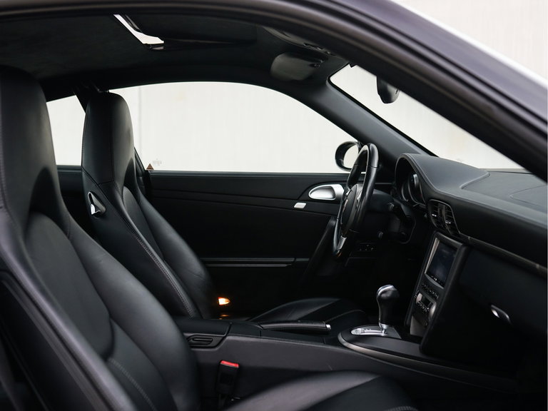 Porsche 997 Carrera 4