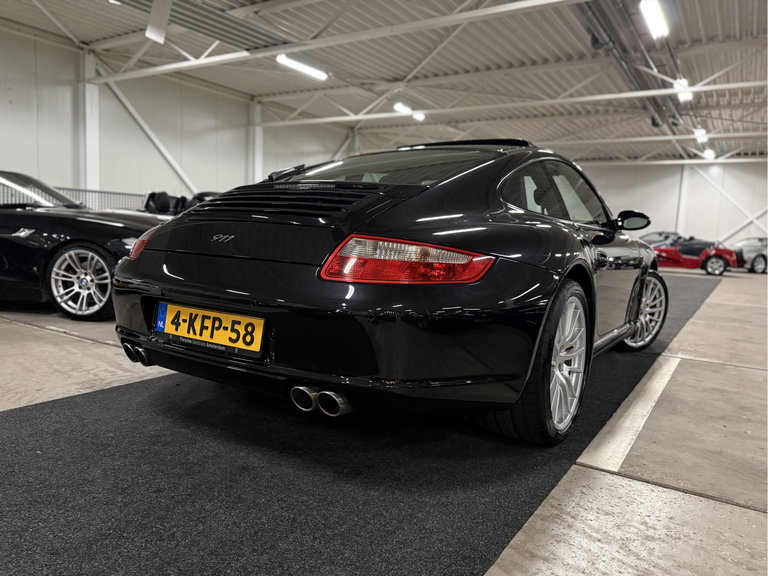 Porsche 997 Carrera 4