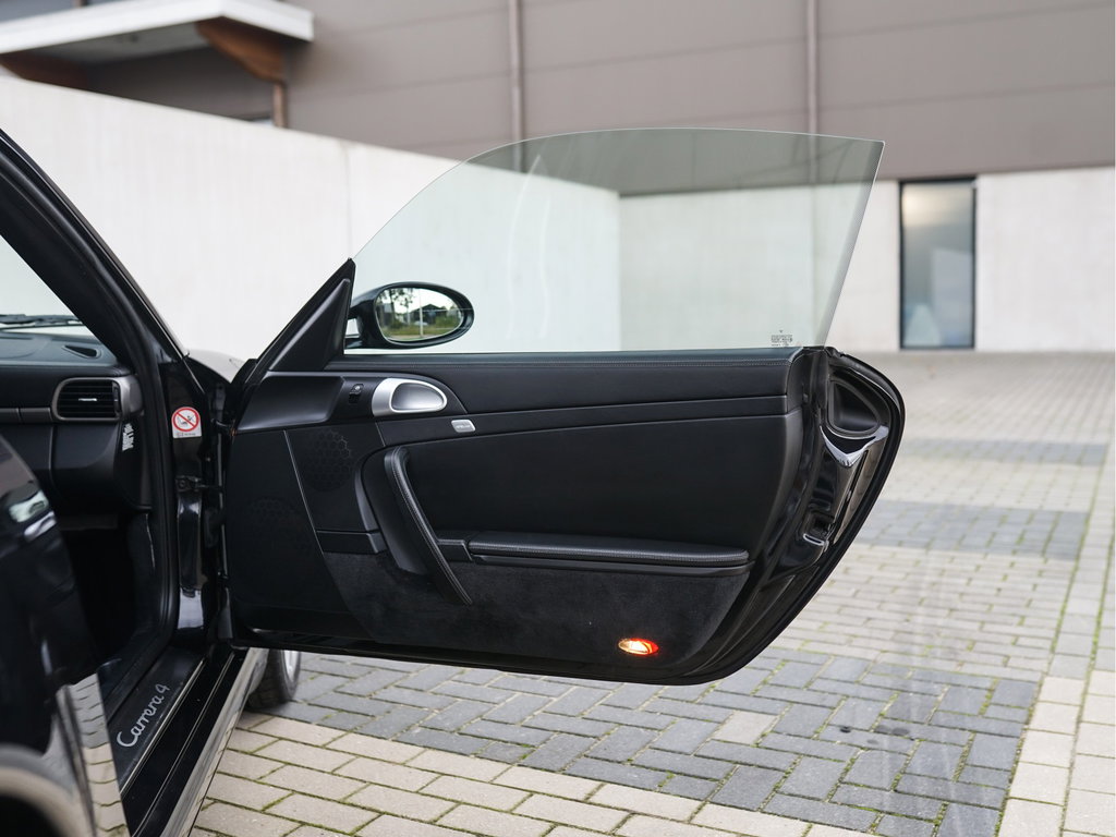 Porsche 997 Carrera 4