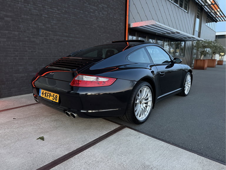 Porsche 997 Carrera 4