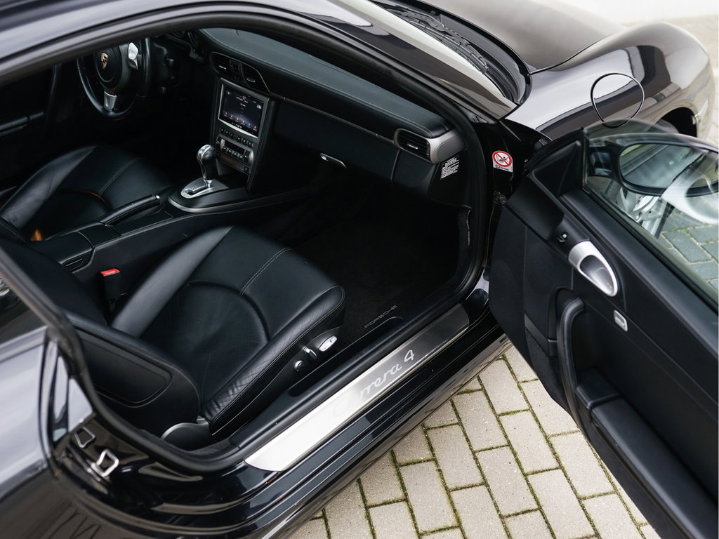 Porsche 997 Carrera 4