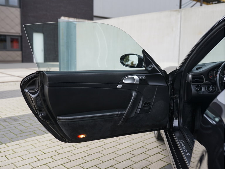 Porsche 997 Carrera 4