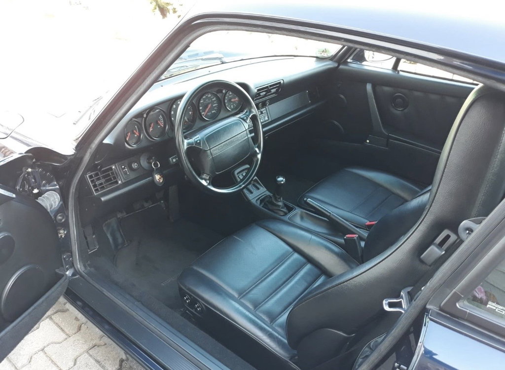 Porsche 964 Carrera 4